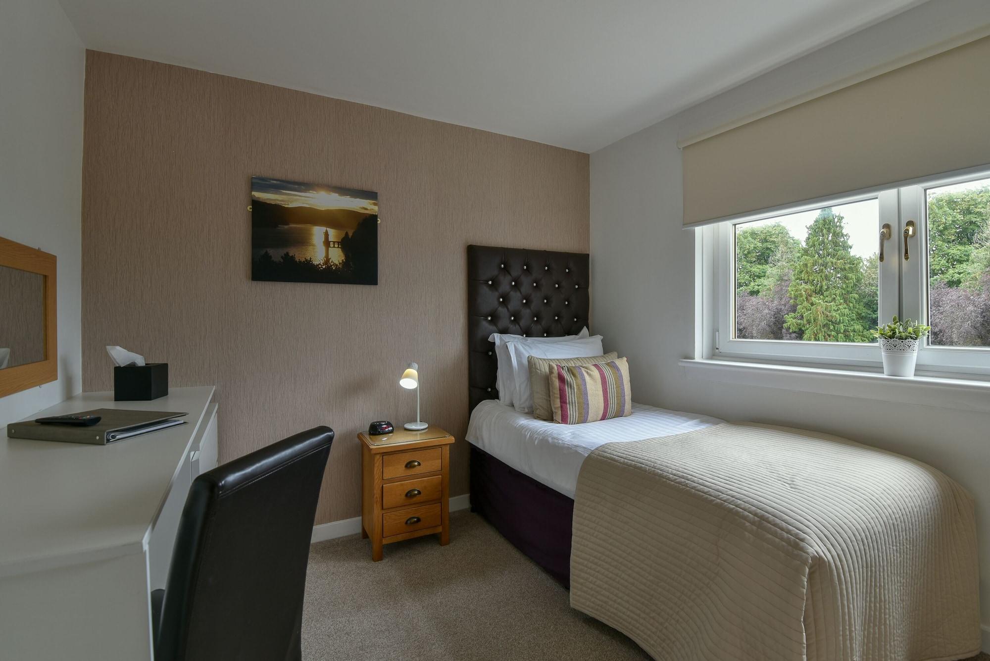 The Townhead Hotel Lockerbie Exterior photo